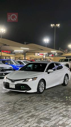 تۆیۆتا کامری